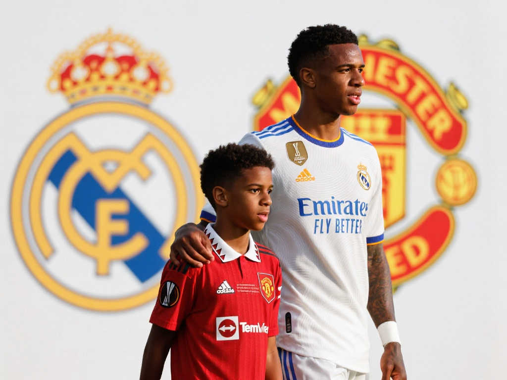 自媒体揭秘：曼联瞄准贝林厄姆弟弟，潜力或超其兄！